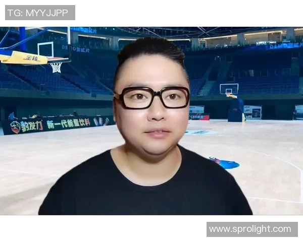 南京篮球队在选拔赛中以61分稳居积分榜首位，展现强劲实力